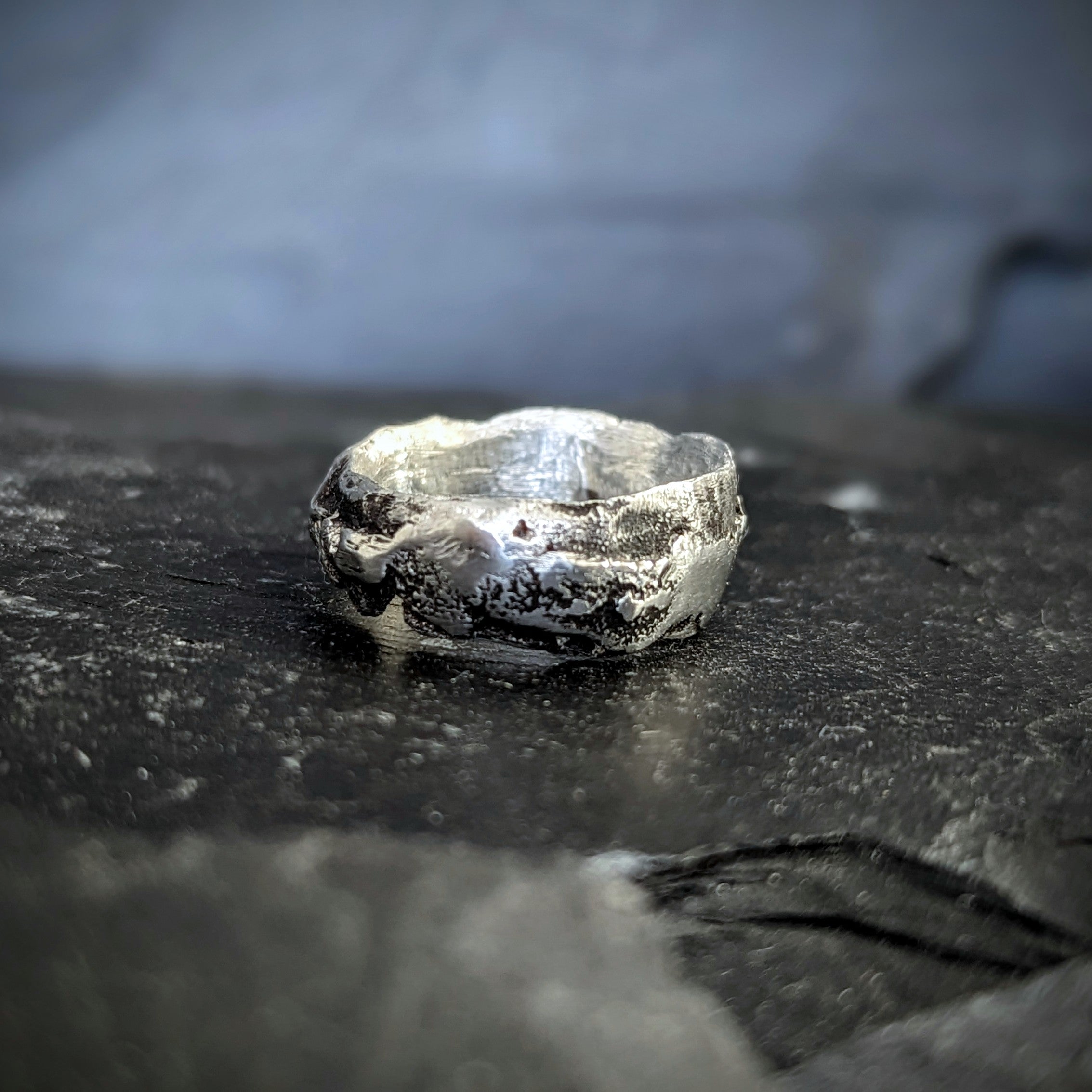 Bague "Magma" étain (Sn_bg01)